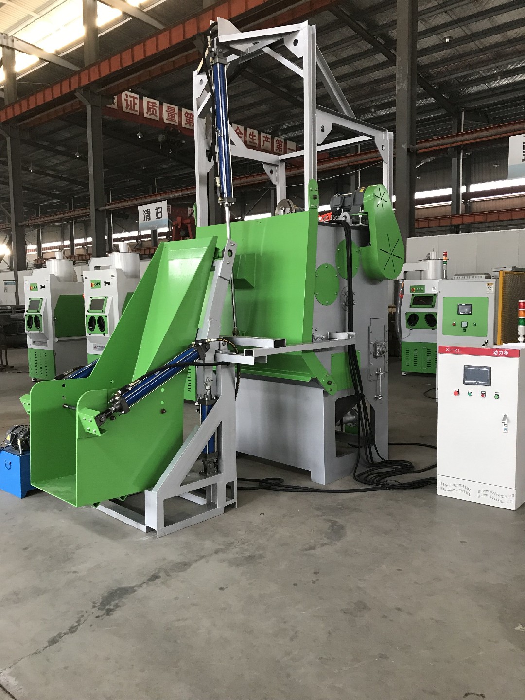 TB-SF300KG-6A自動(dòng)上下料履帶式自動(dòng)噴砂機(jī)，履帶液體自動(dòng)噴砂機(jī)，自動(dòng)液體噴砂機(jī)